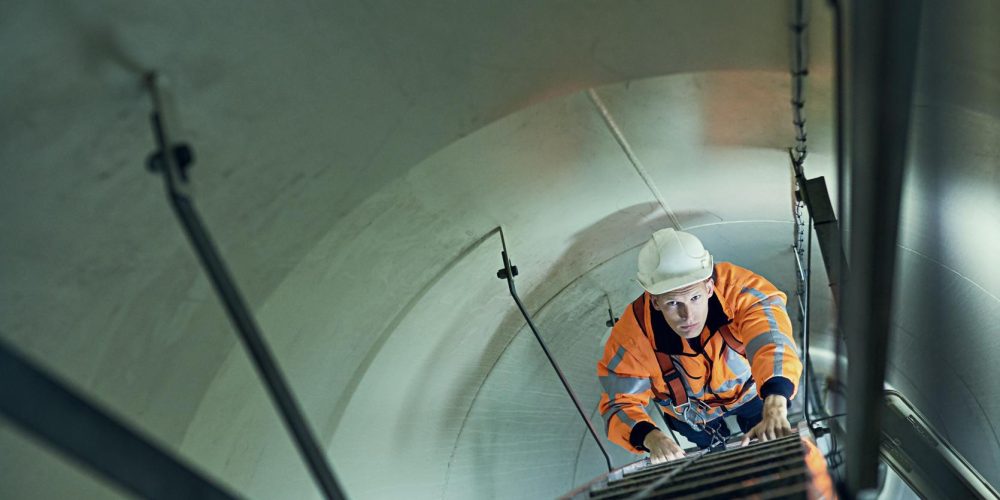 Trabajo en alturas en espacio confinado